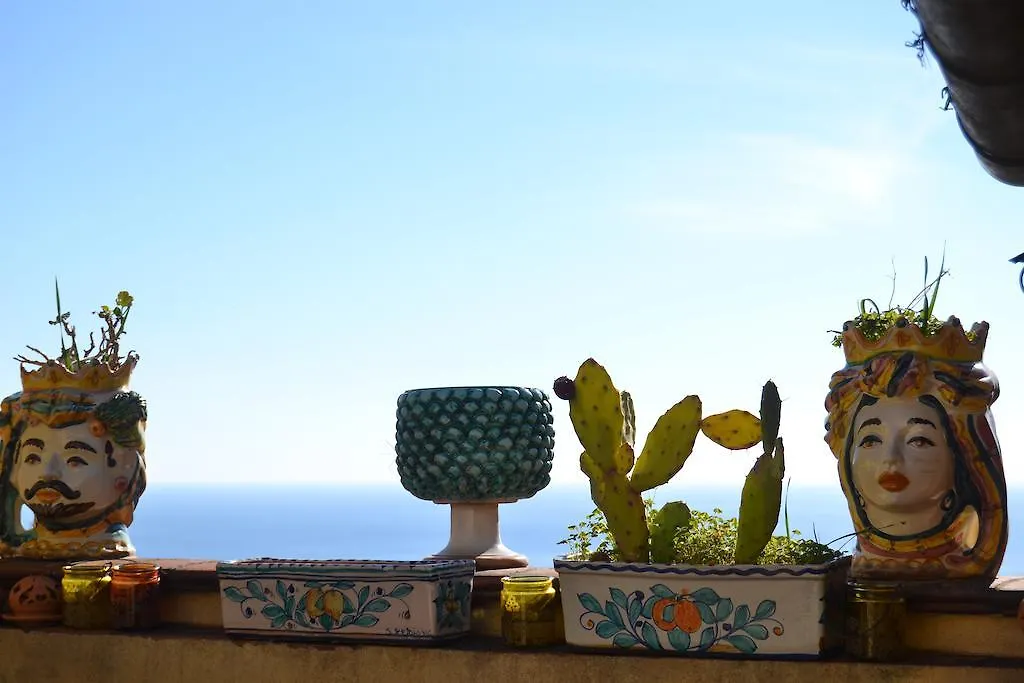B&B Casa Andrea Taormina Bed & Breakfast